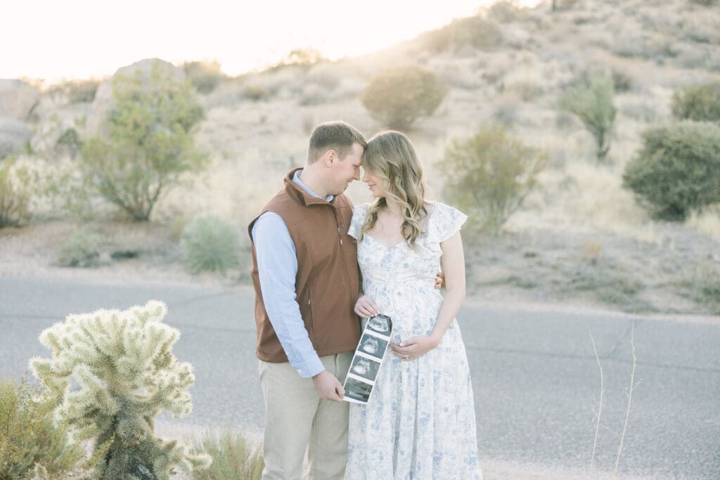 arizona desert maternity photos