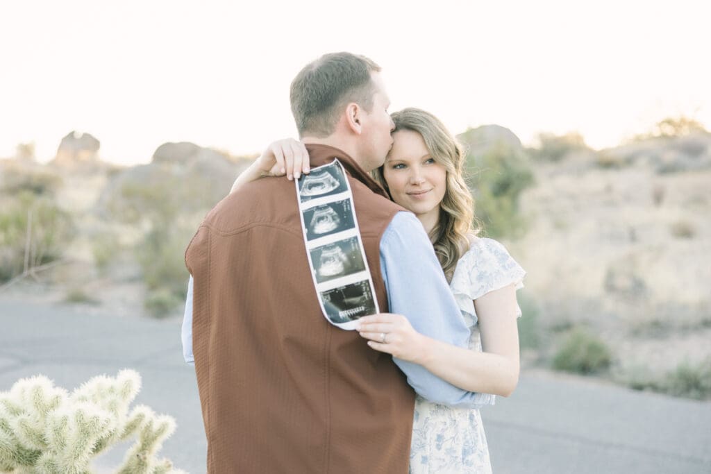 arizona desert maternity photos