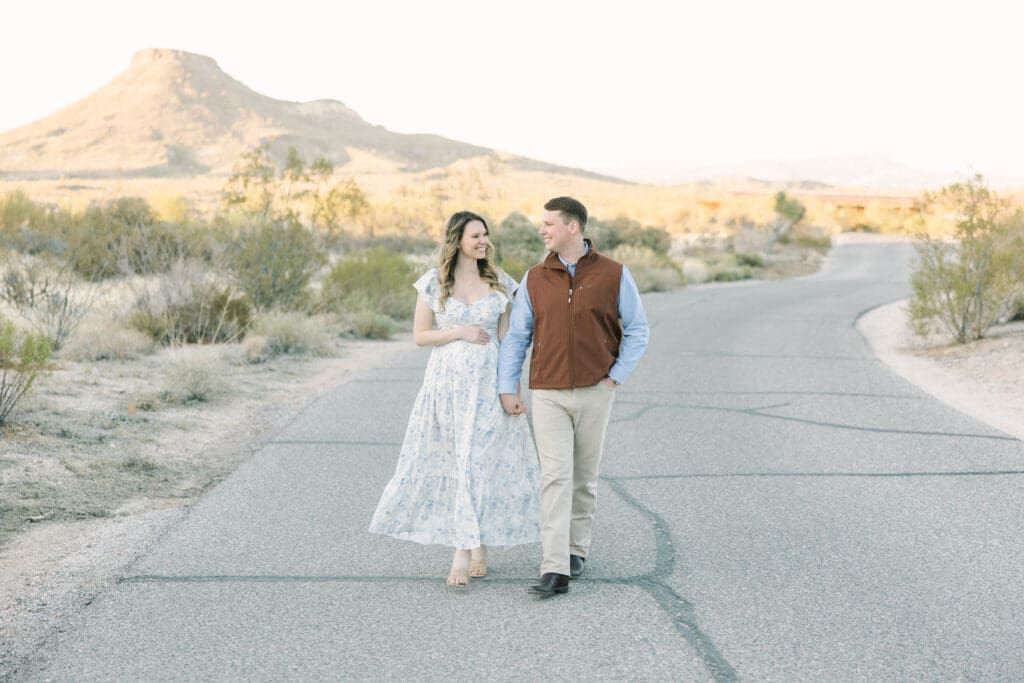 arizona desert maternity photos