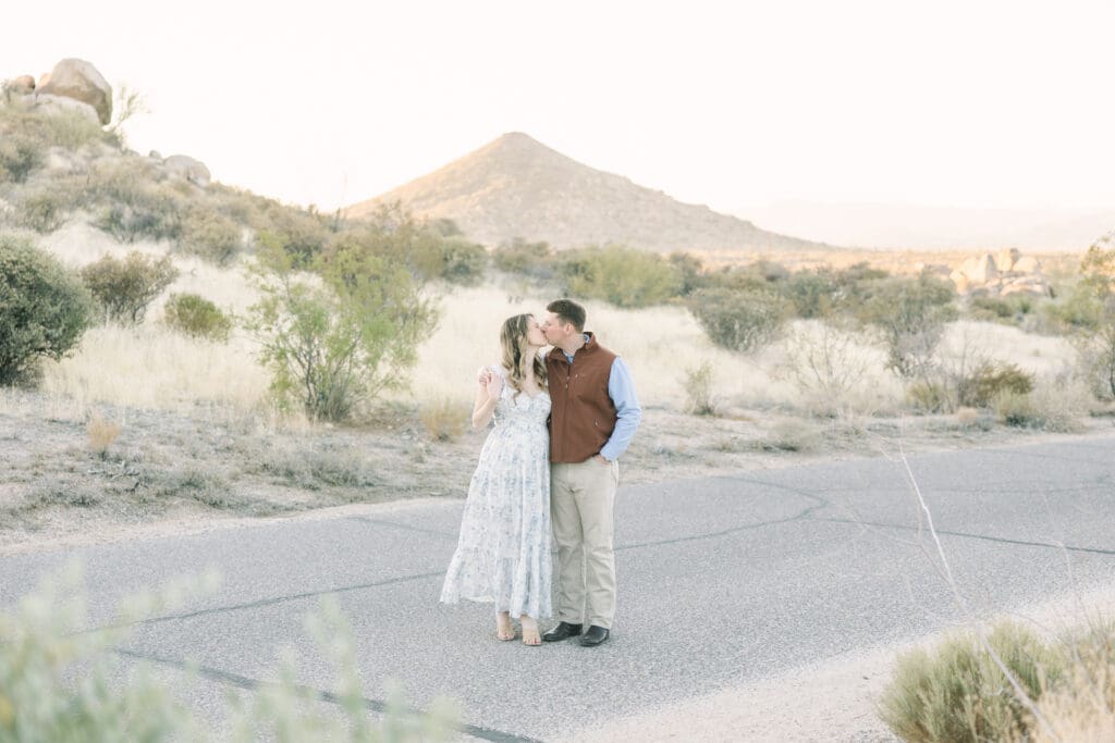 arizona desert maternity photos