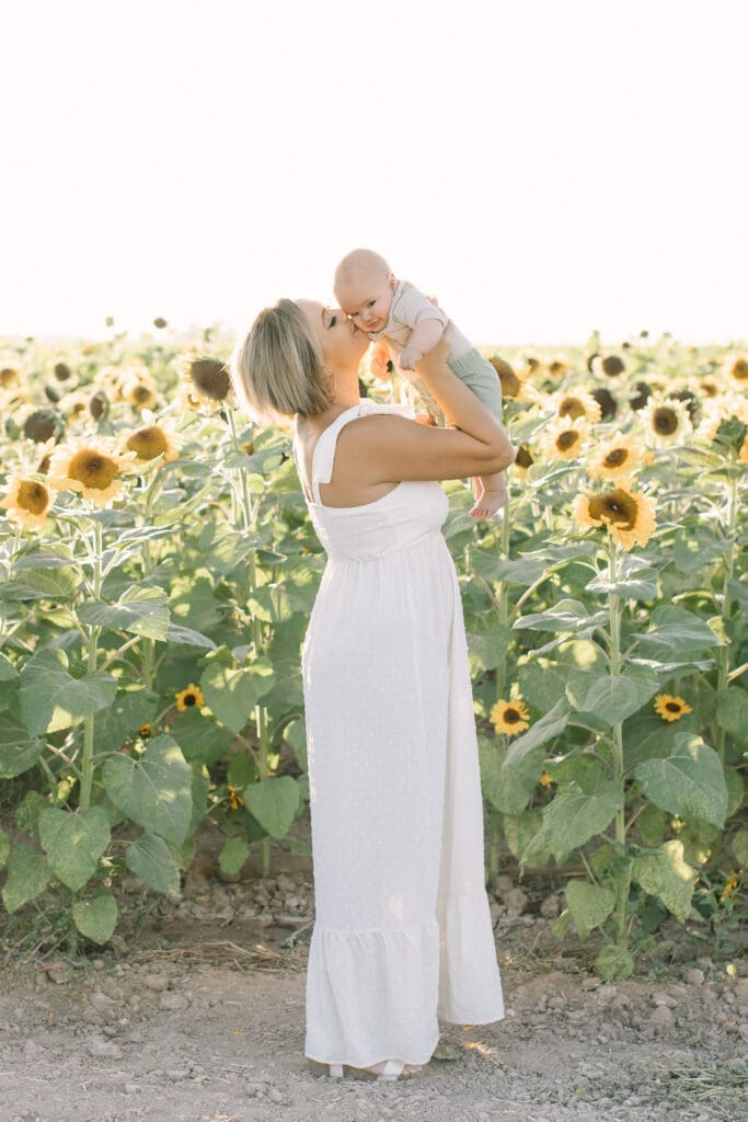 Sunflower motherhood photos