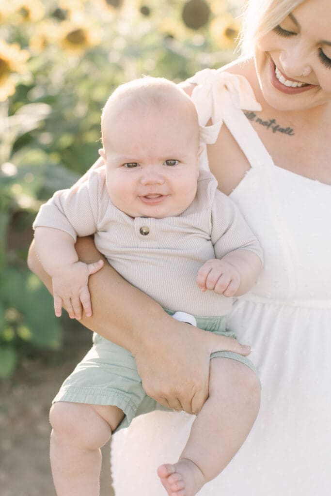 Sunflower motherhood photos