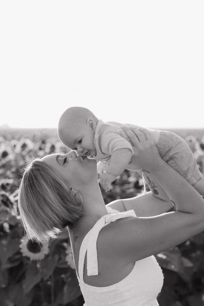 Sunflower motherhood photos