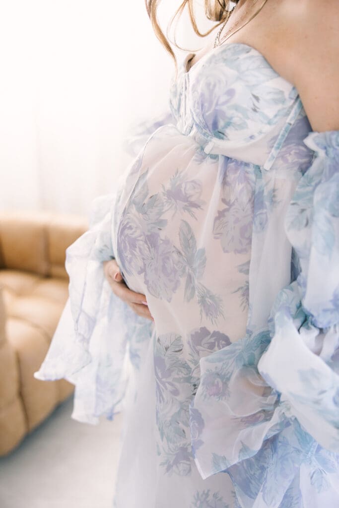 Scottsdale studio maternity photos