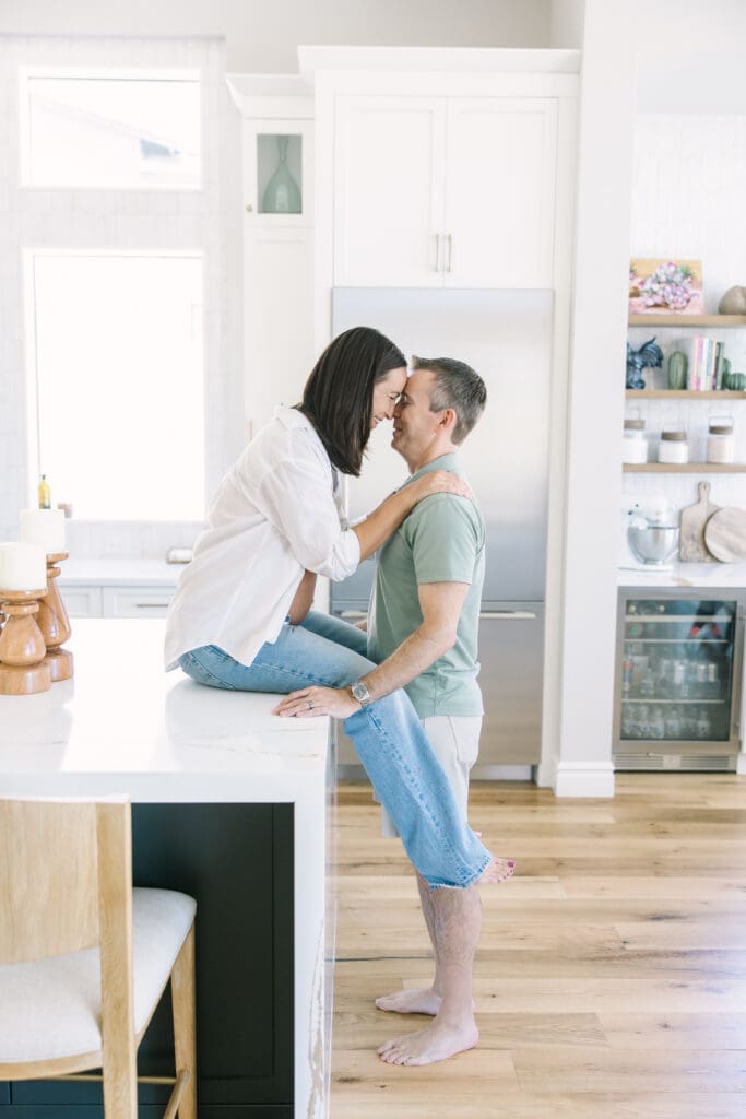 Arizona cozy maternity photos