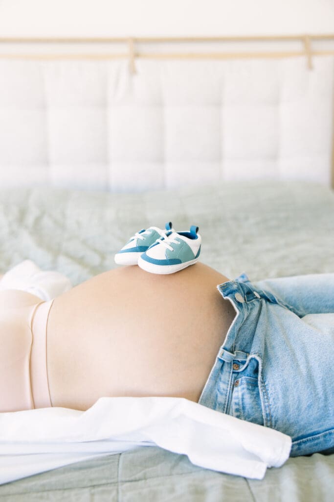 Arizona cozy maternity photos