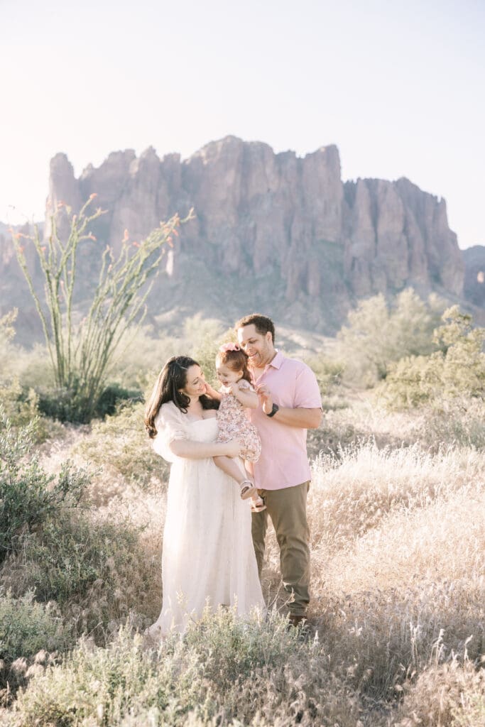 desert maternity photos