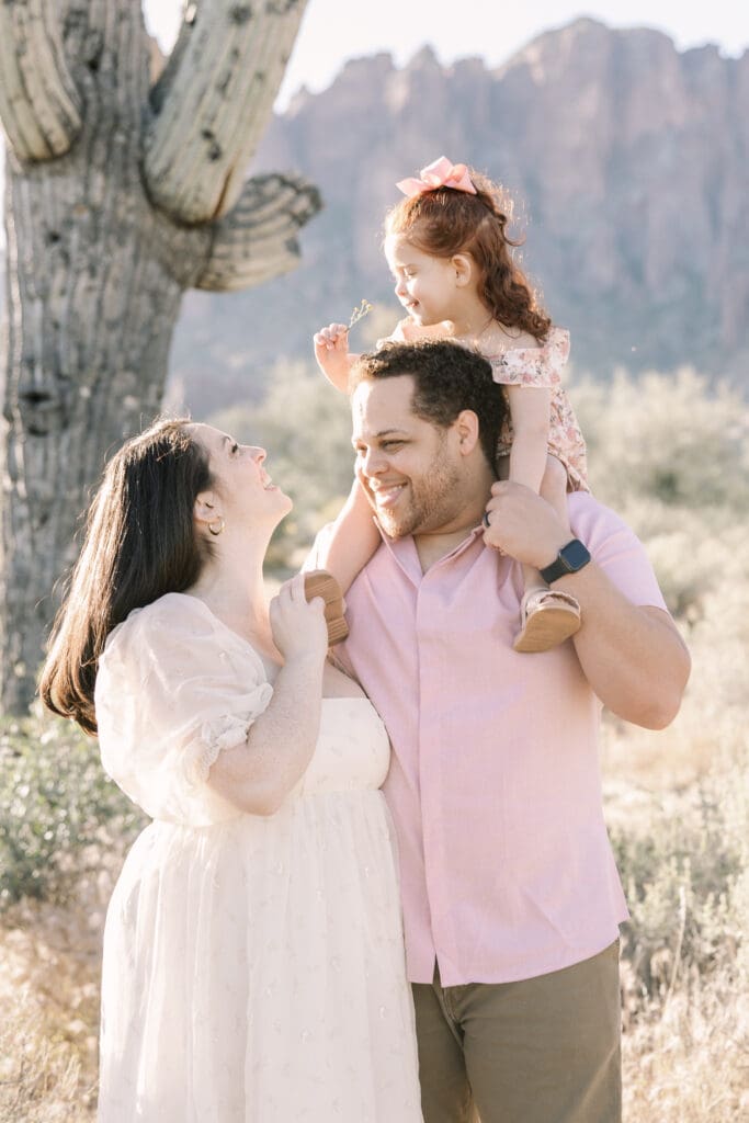 desert maternity photos