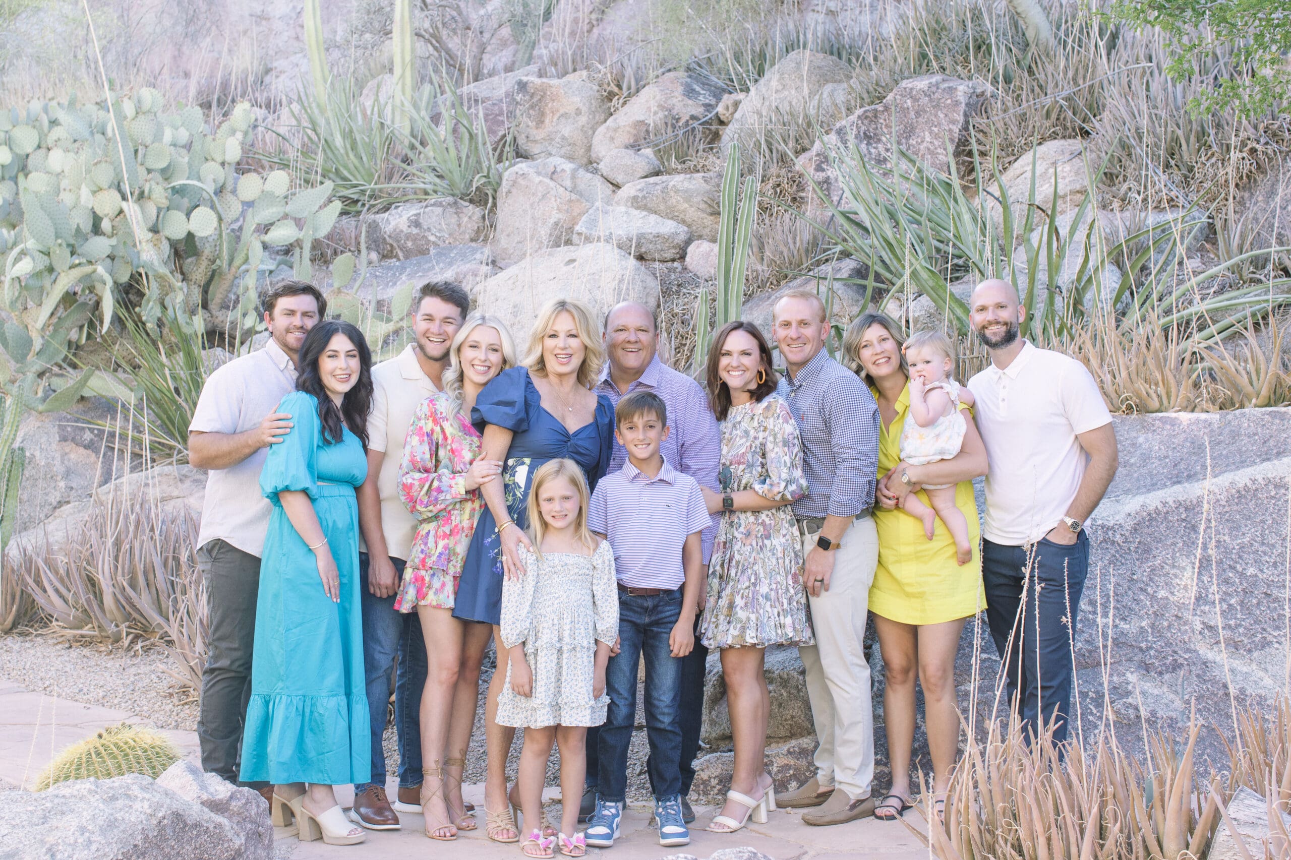 Extended Family Photos in Phoenix, AZ