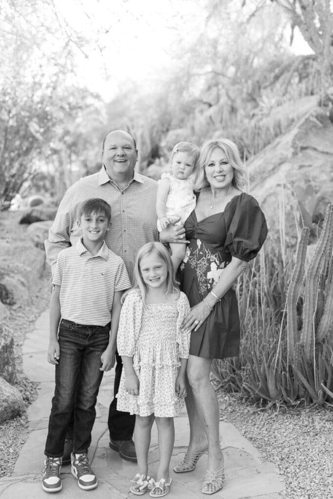 Extended Family Photos in Phoenix, AZ